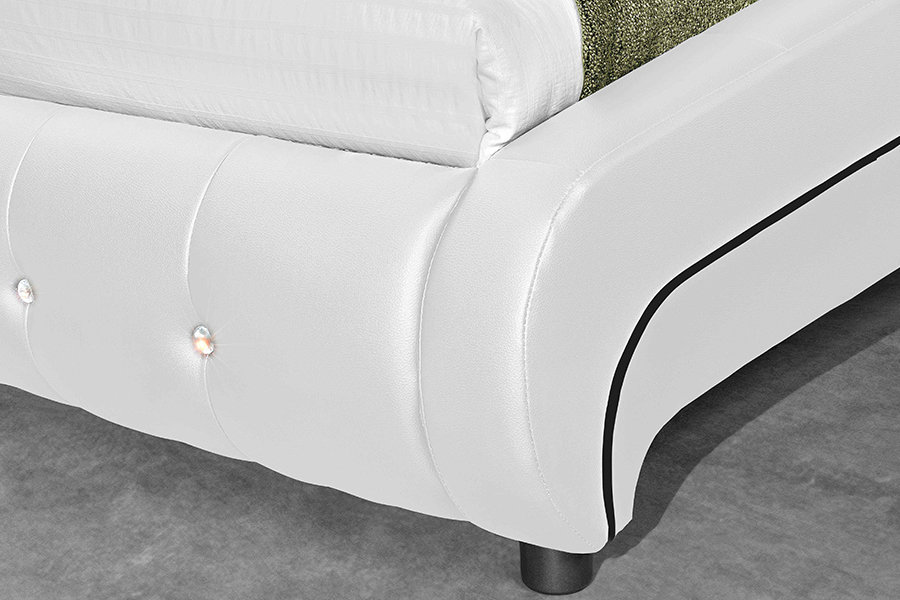 1144 Struktur kayu padu Hiasan berlian Katil upholsteri