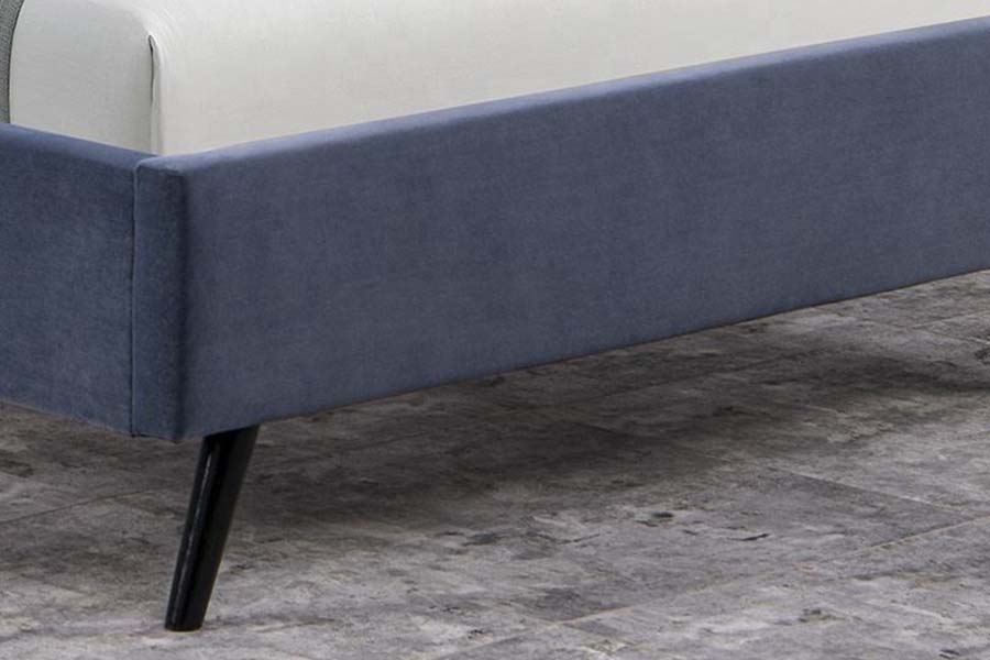 1663 Katil Kayu Baldu Berumbai Double Katil Upholsteri