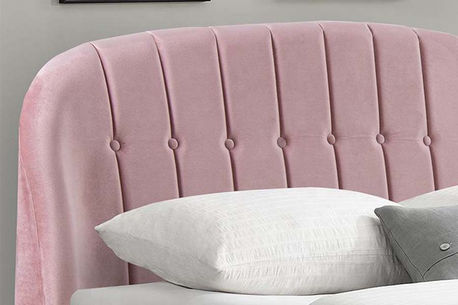 Fabrik Baldu Merah Jambu 1598 dengan Katil Upholsteri Panel Kayu