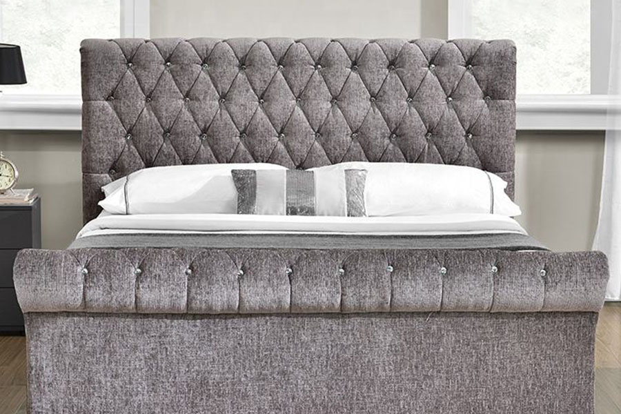 Katil Penyimpanan Kristal Uthmaniyyah 1153G Chesterfield Hancur